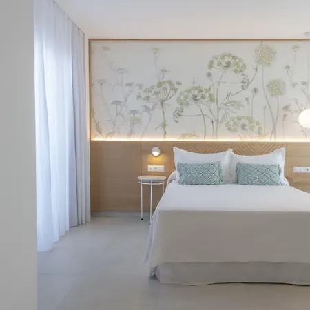 Гостевой дом Alzocaire Boutique 4*